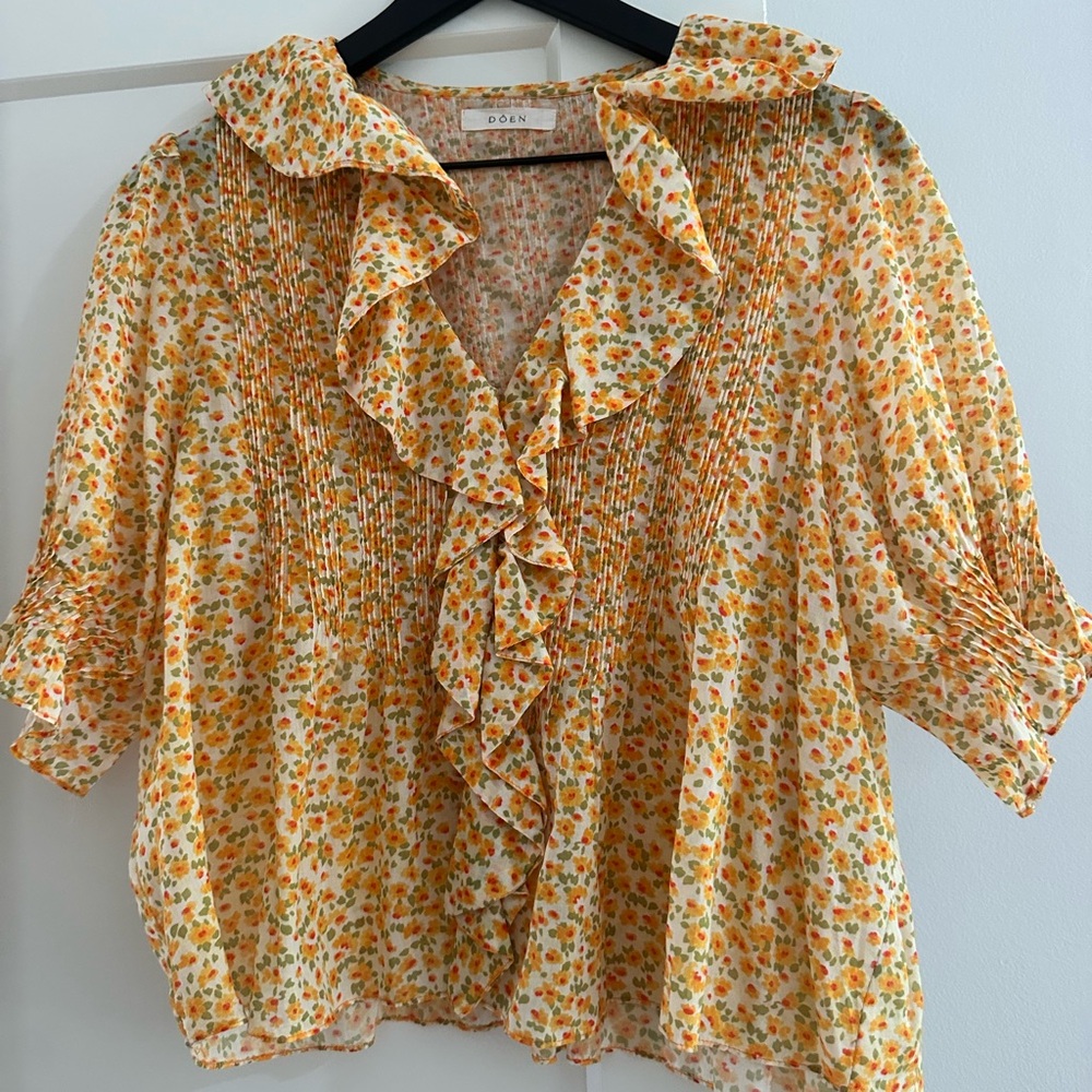 Doen Floral Ruffle Blouse - Orange and White